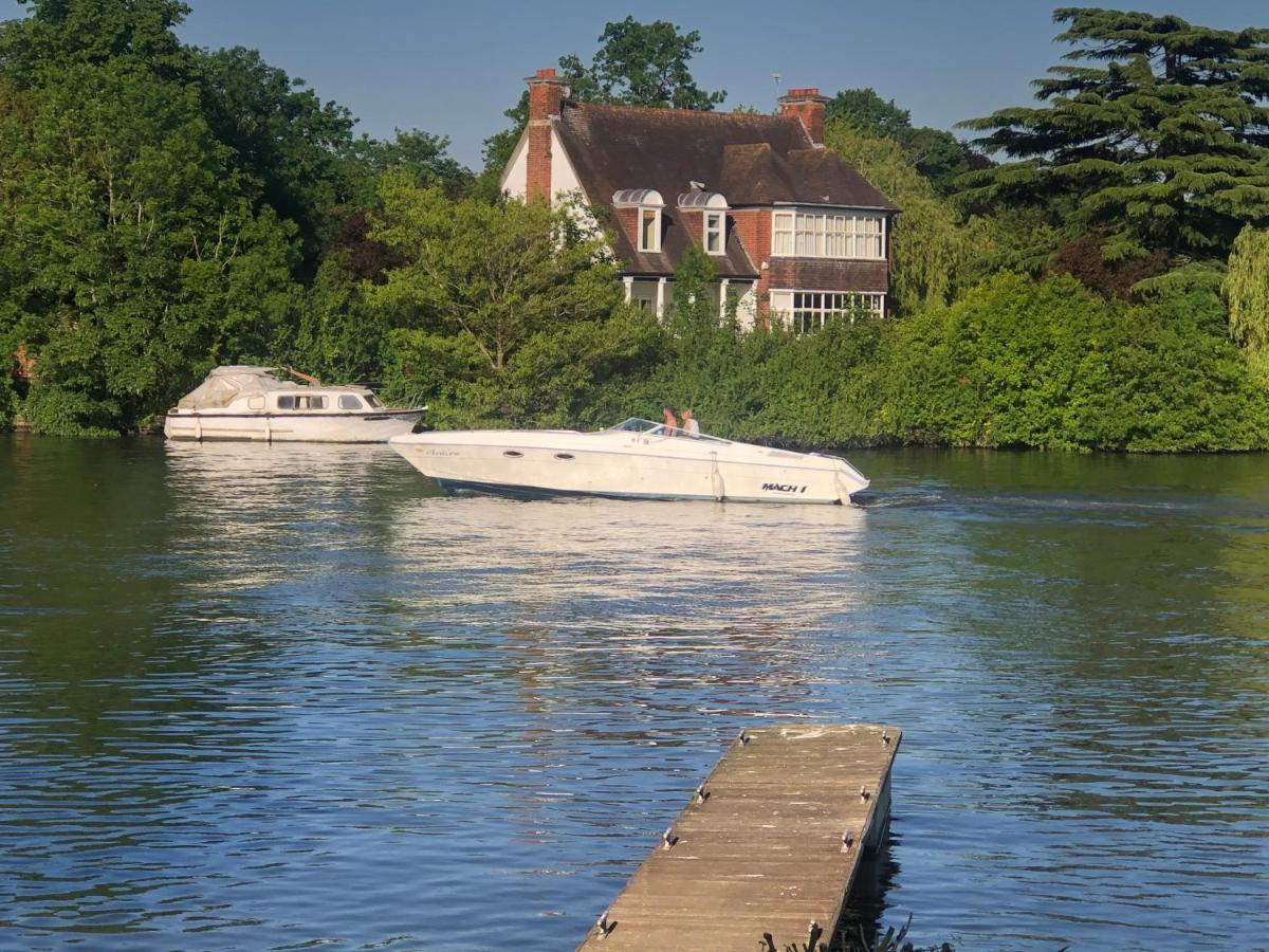 Private Room - The River Room At Burway House On The River Thames 彻特西 外观 照片